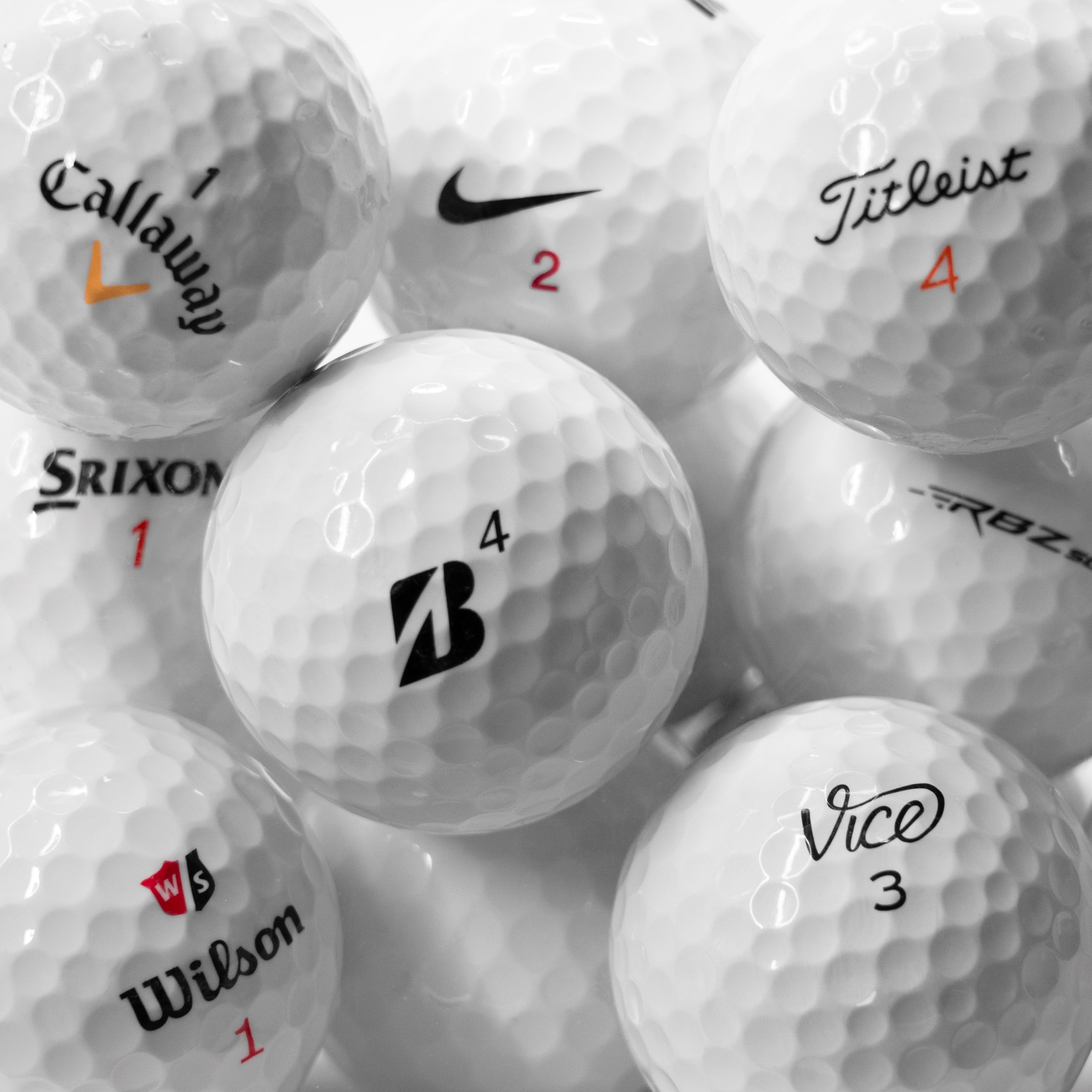 100 Bolas de golfe usadas - Mistura de marcas: Titleist - Srixon - Callaway - Taylormade... - Qualidade AAAA